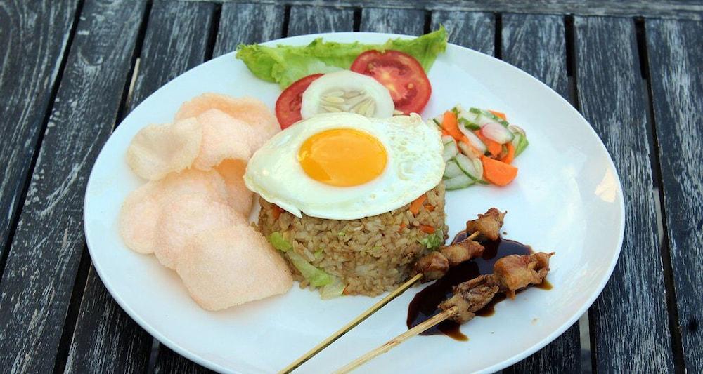 Melati Resort & Hotel Kuta  Экстерьер фото